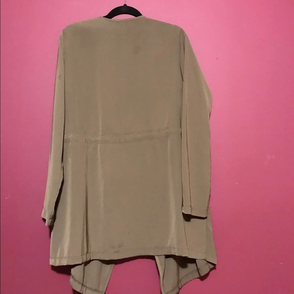 Olive green jacket - Picture 3 of 3